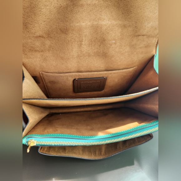 Coach Green Quilted Shoulder/Crossbody Bag - Picture 3 of 4